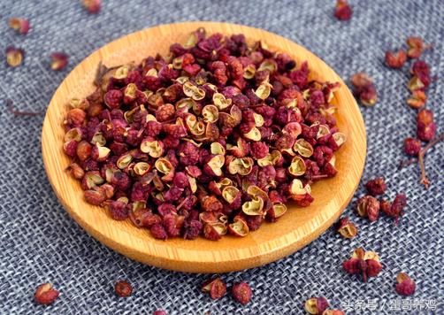 冻裂了的鸡蛋怎么煮,蛋被冻起来了怎么办