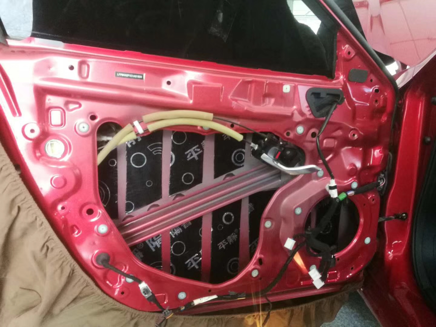 南京阿特兹全车隔音,南京汽车阿特兹内饰翻新修复