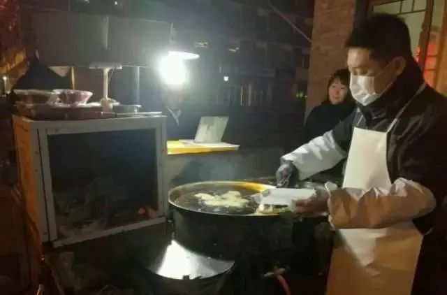 北京当下最正宗的八大小吃,盘点不能错过的正宗老北京小吃