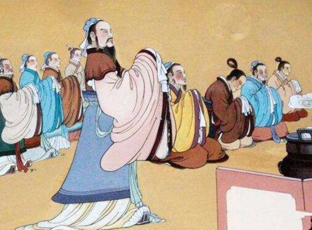 矮穷丑的淳于髠，靠这样说话，被国君升为大官