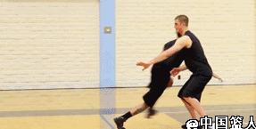 大前锋是打内线的吗,身高不高的大前锋如何抢篮板