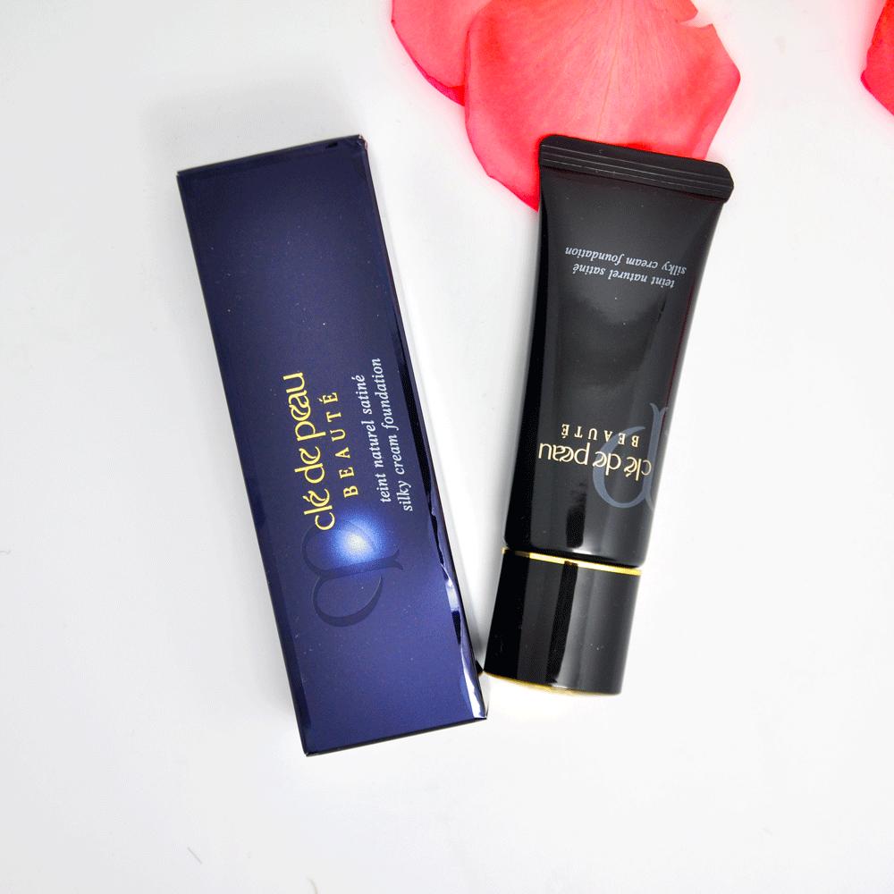 夏季三步搞定脱妆问题,夏天防脱妆清爽控油三部曲