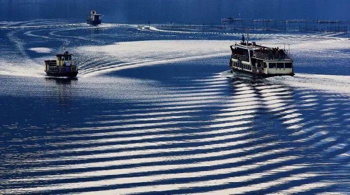 宏村和歙县古城哪个更好,歙县古城和宏村哪个更值得去