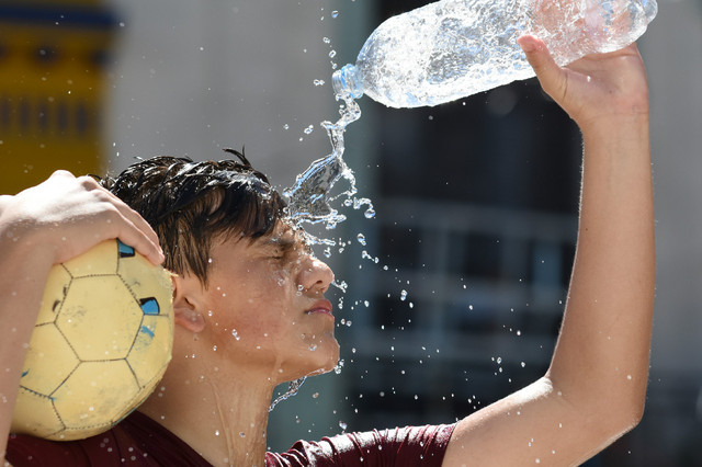 尼康d7200价格暴跌的原因,尼康d7100和d7200的性价比