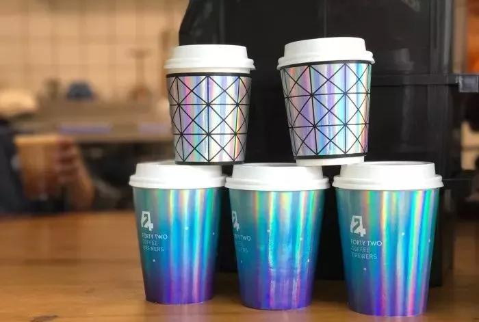 水果店咖啡、菜场咖啡、看魔都这些小窗咖啡店肉搏星爸爸！