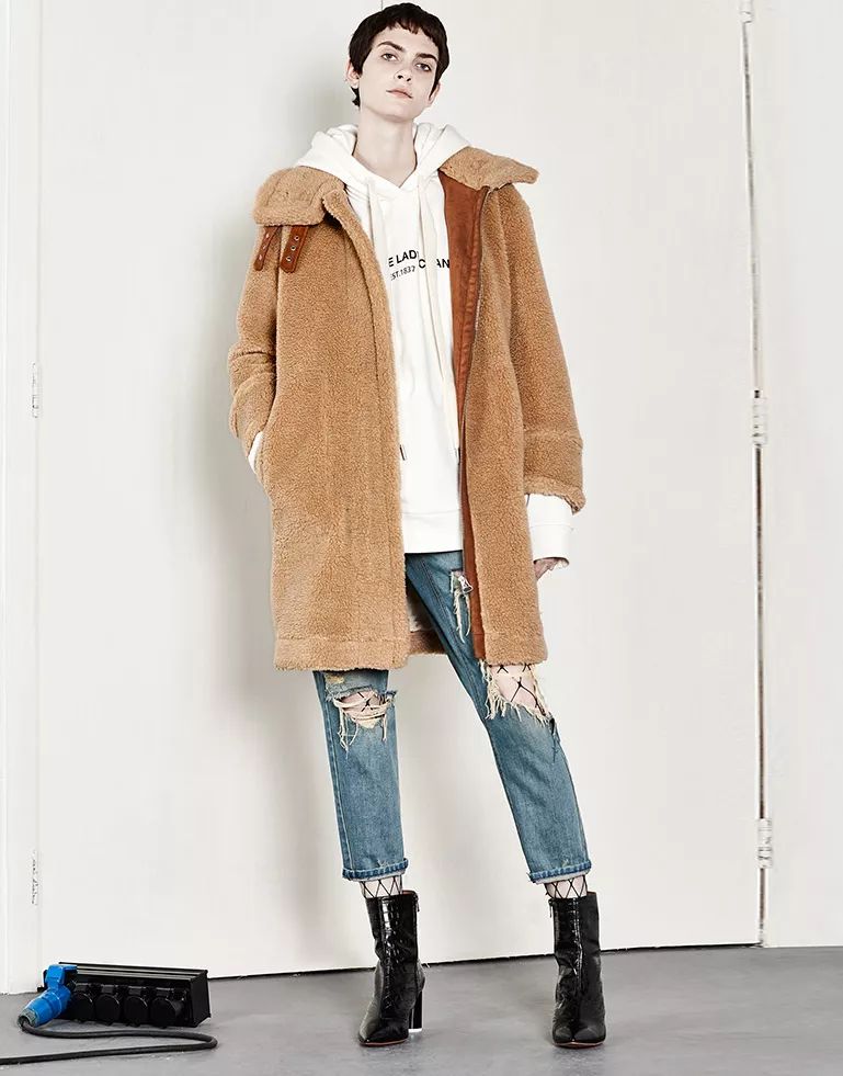 ZARA、HM、UR都在疯狂打折,为什么我就是不买?|穿搭