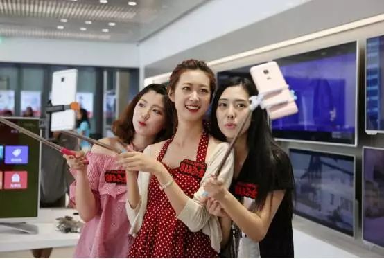 龙岗这家购物中心终于要开业了！全场5折起！