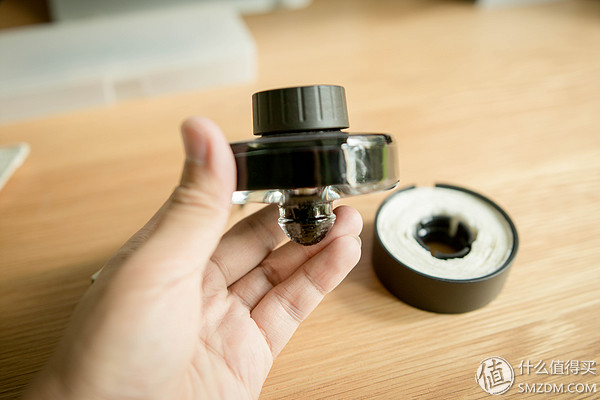 办公桌面舒适简约布局,好看的办公桌面布置