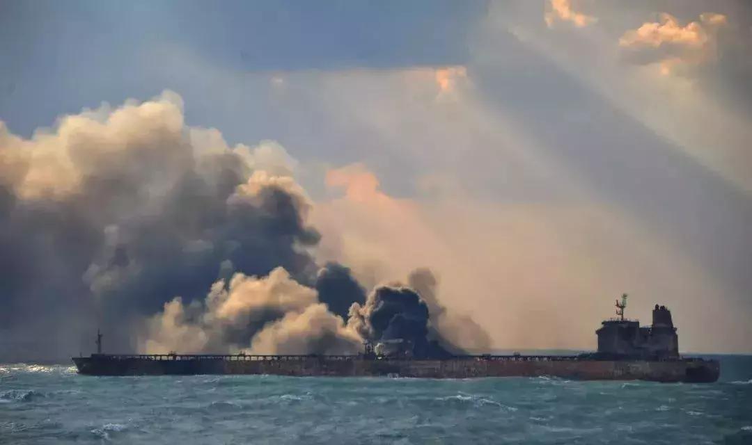 船溢油的后果,海上溢油事故原因分析