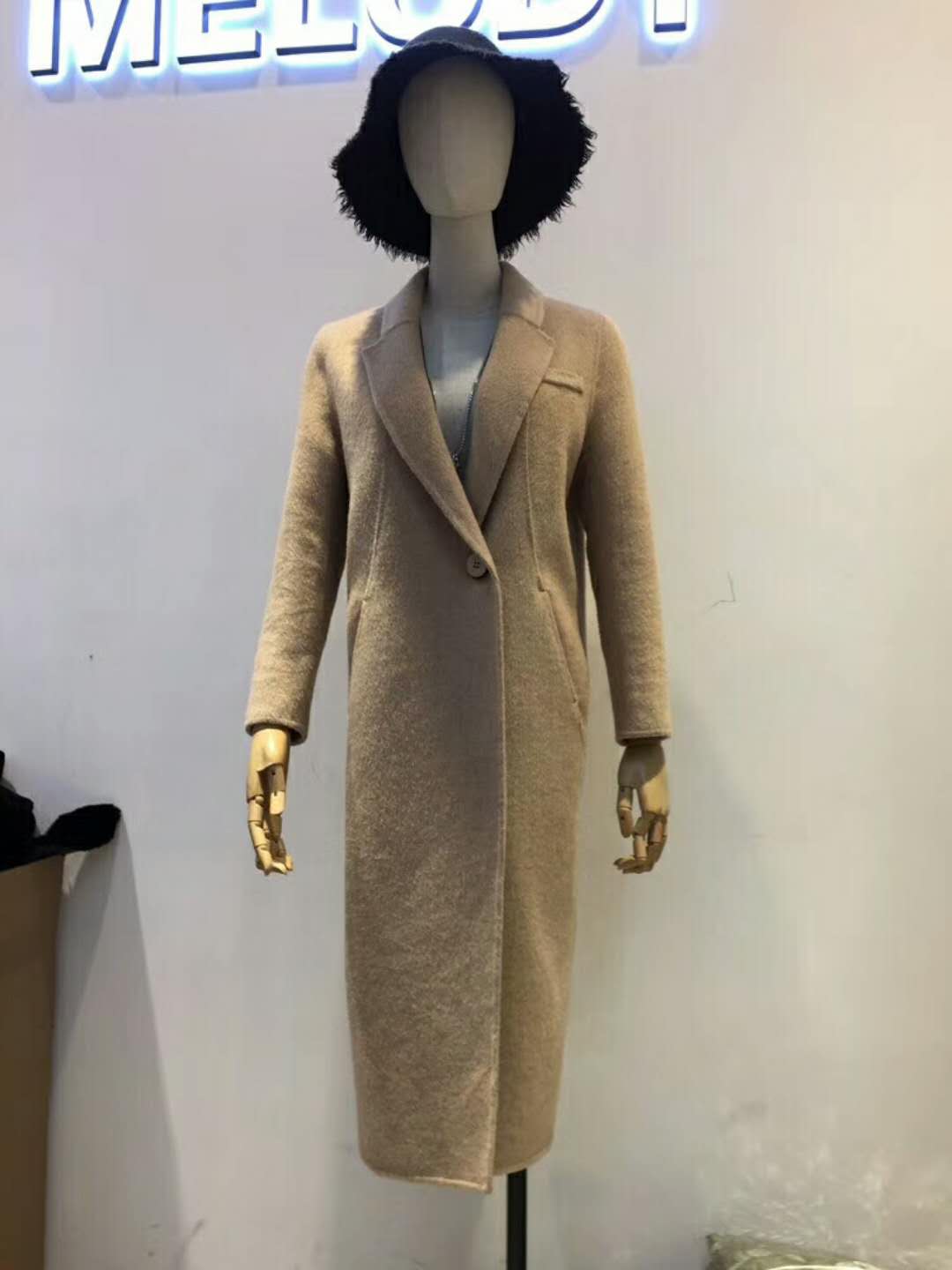 时髦个性潮流大衣高级感女,气质百搭轻奢大衣