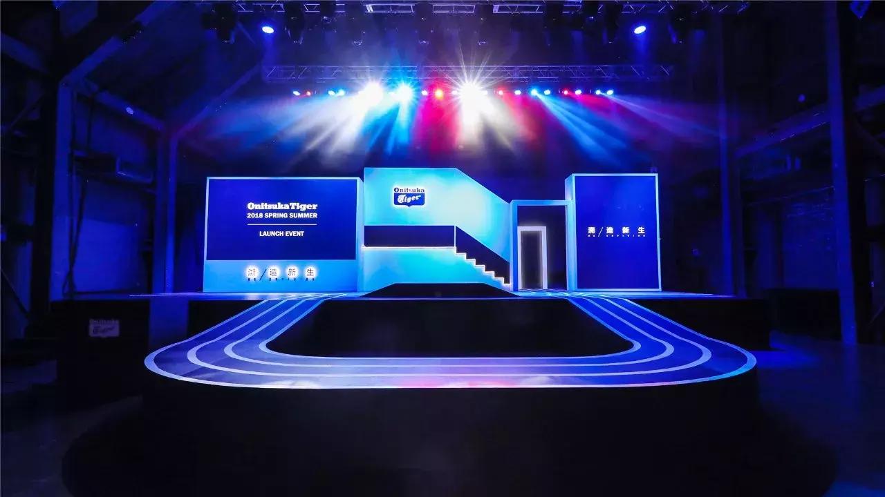 什么样的经典鞋可以跨越半个世纪，让李小龙和李宇春纷纷买单