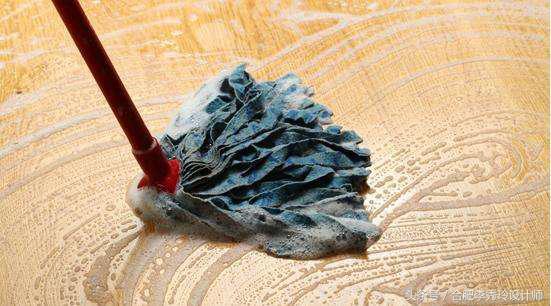 瓷砖地板怎么拖干净没水渍,地板每天都拖但还是不干净