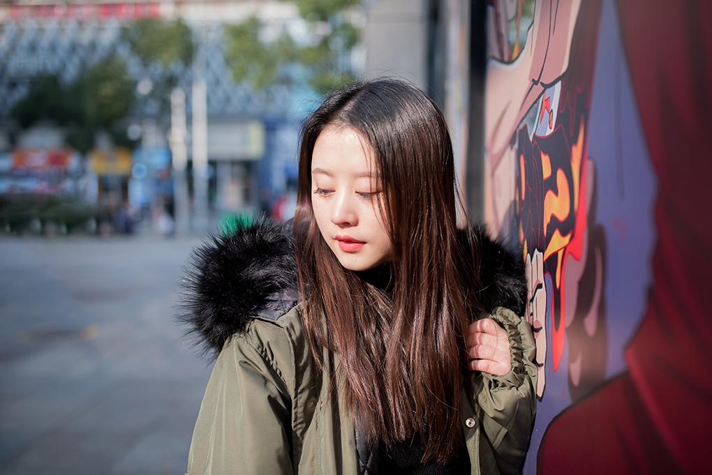 今年最流行的超薄棉衣新款,今年最火的棉袄毛领