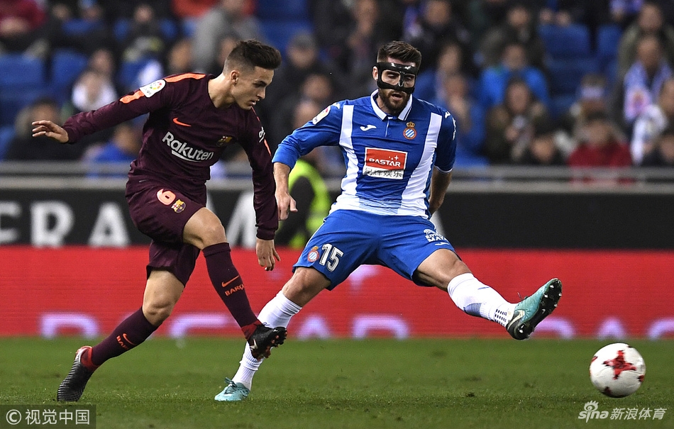 阿莱尼亚和梅西,阿莱尼亚与梅西传球