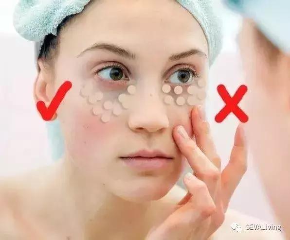 遮瑕霜怎么正确使用步骤,粉底和遮瑕霜有什么不同