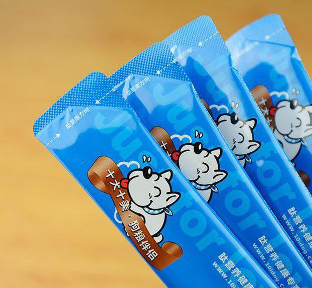 狗狗呕吐没精神一直趴着不吃不喝,狗狗呕吐黄色粘稠液体在家怎么治