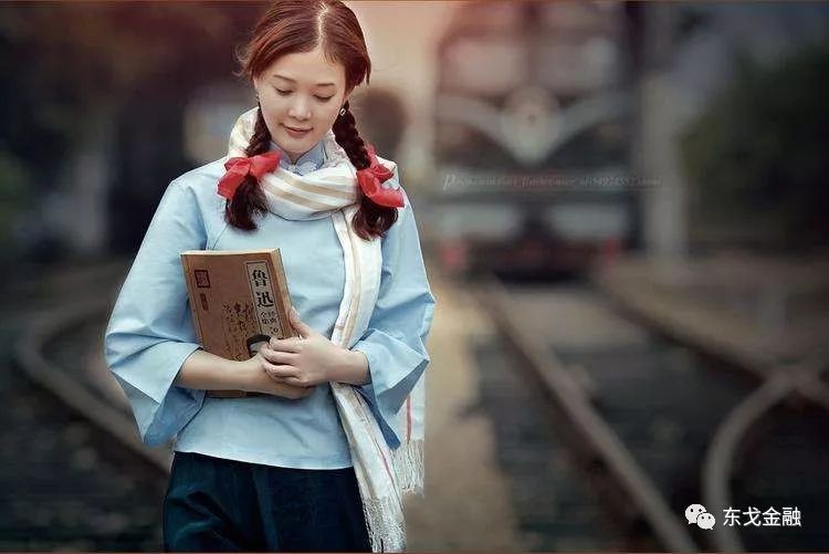 致“狗剩”——那些狗年的剩男剩女们