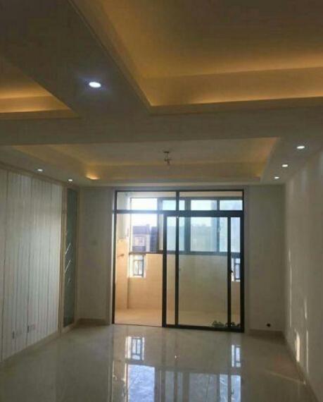 全屋刷大白墙的效果,小户型刷大白墙