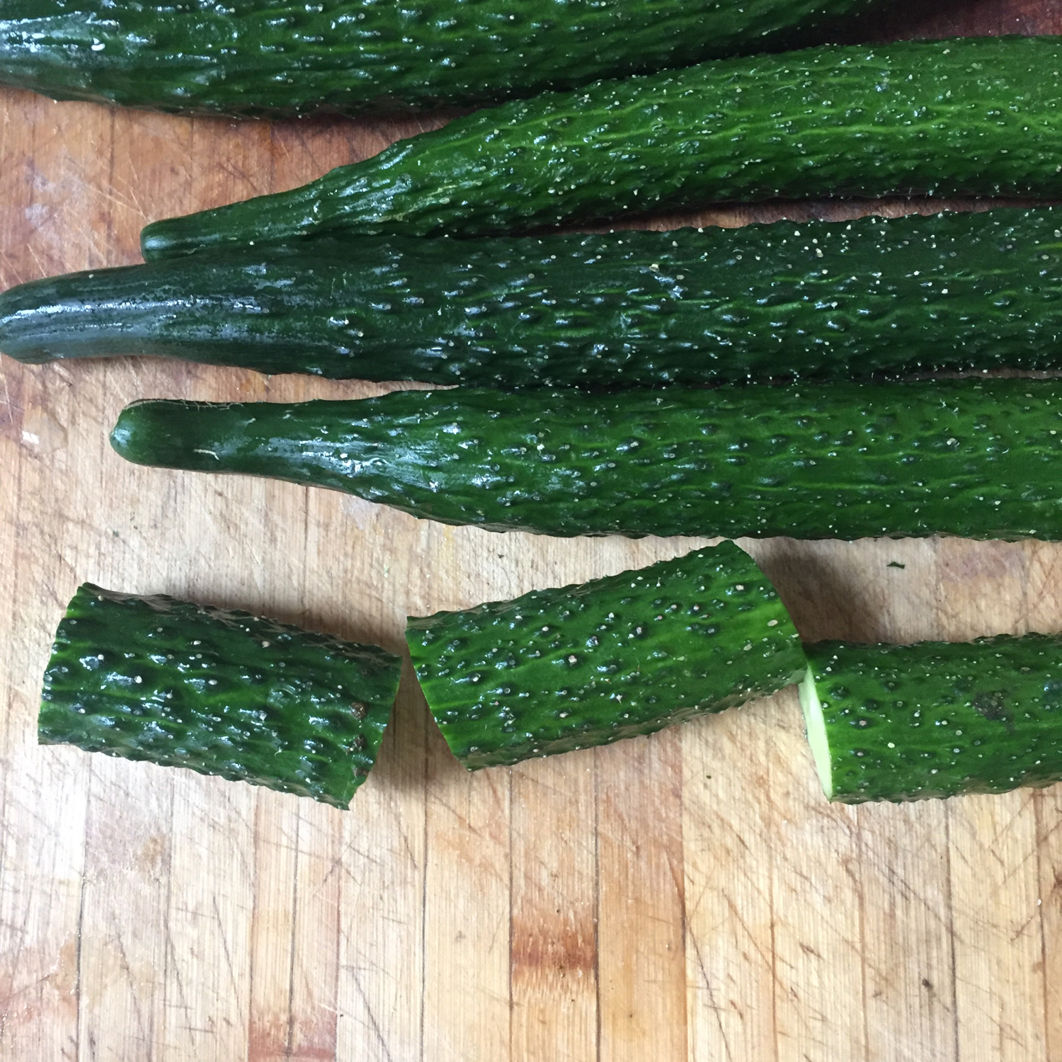 酱油腌辣椒黄瓜的做法,辣椒黄瓜咸菜教学视频