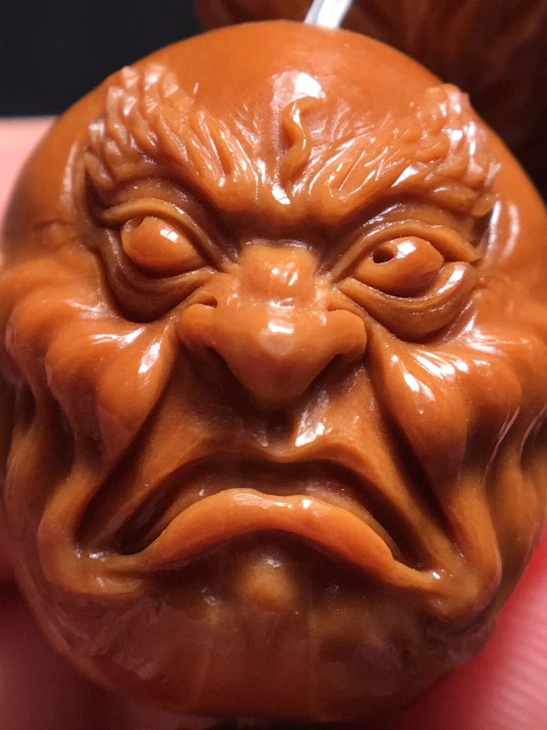 橄榄核雕的作品图片大全,橄榄核雕沈峰作品