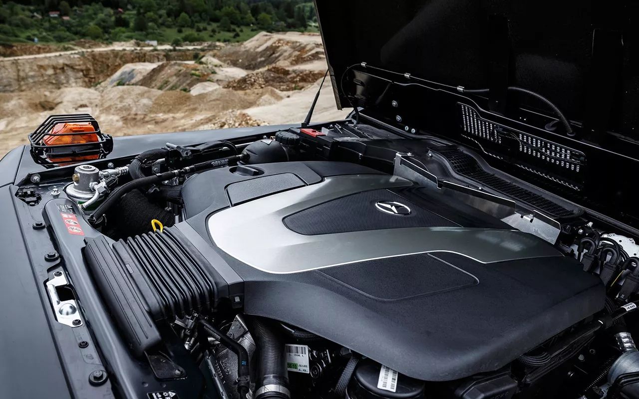 奔驰g350dprofessional,奔驰大g350d硬派越野