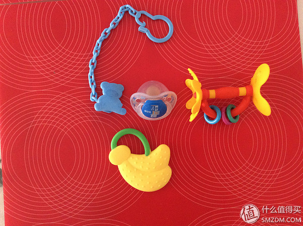 七月份小宝贝准备多少衣服,七岁女宝宝小包包