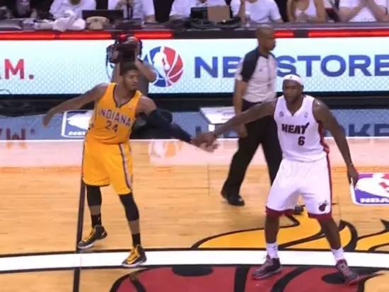 勒布朗詹姆斯成名前的故事 (勒布朗詹姆斯感人故事)