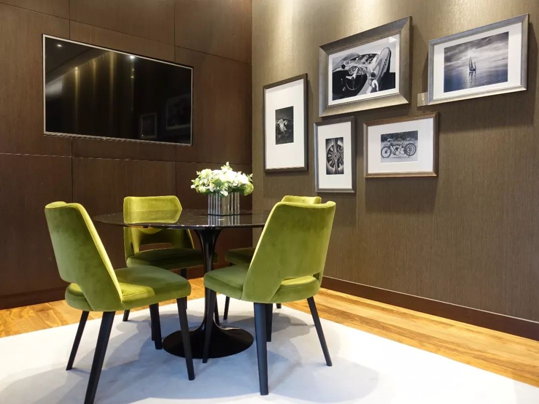 在英国最大的瑞士腕表集合店当VIP是怎样的体验