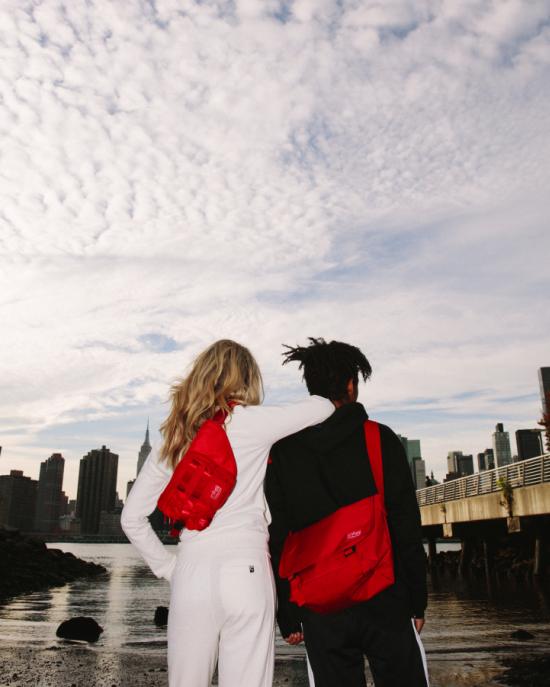 当邮差包遇上板鞋PUMAXMANHATTANPORTAGEClyde