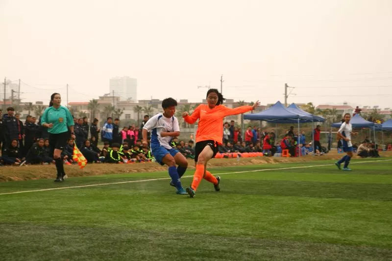 第二届中国青少年足球联赛女子u18,中国女子u16足球队冠军比赛视频