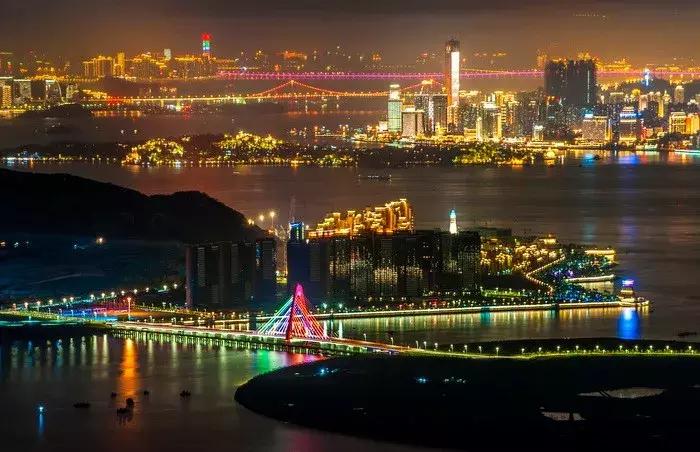 厦门周边游，听说，你错过了这样的一个奥迪之夜