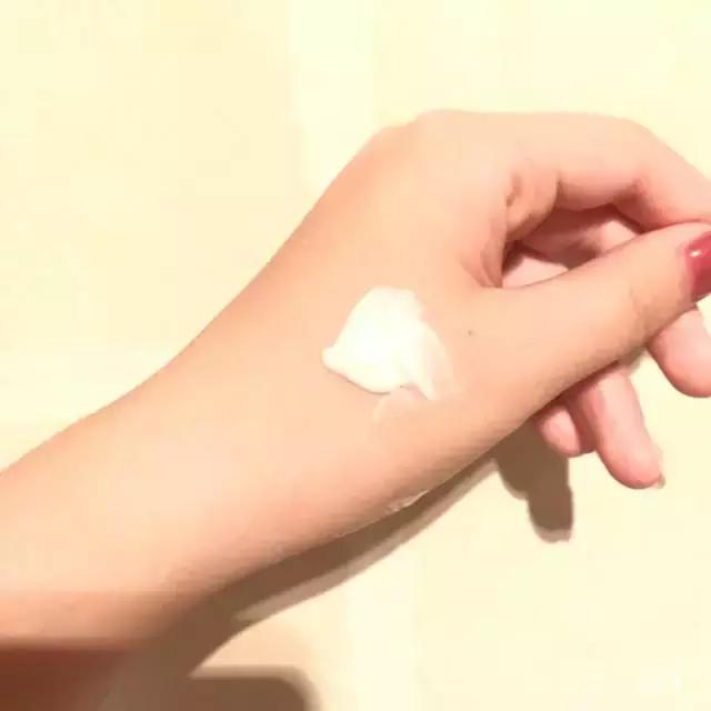 干皮冬季怎么选面霜呢,干皮适合什么面霜平价