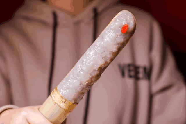 这家店老板说啦，毛肚不好吃就退货，你准备去退货吗？