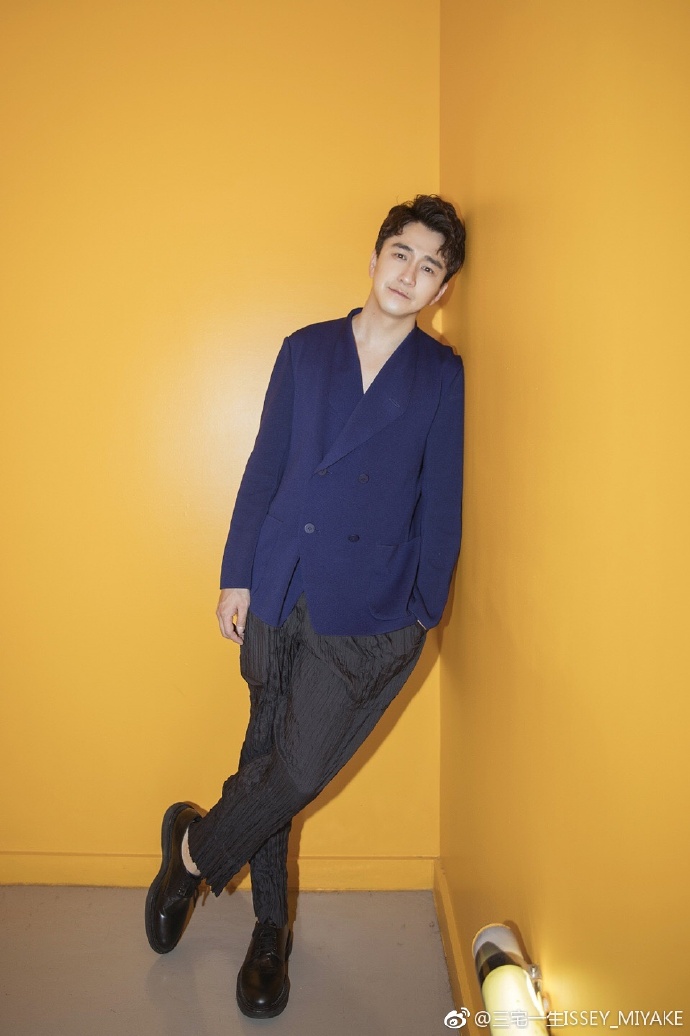 刘昊然青涩潘玮柏尴尬吴建豪乱穿衣?|2018秋冬米兰男装周成绩单