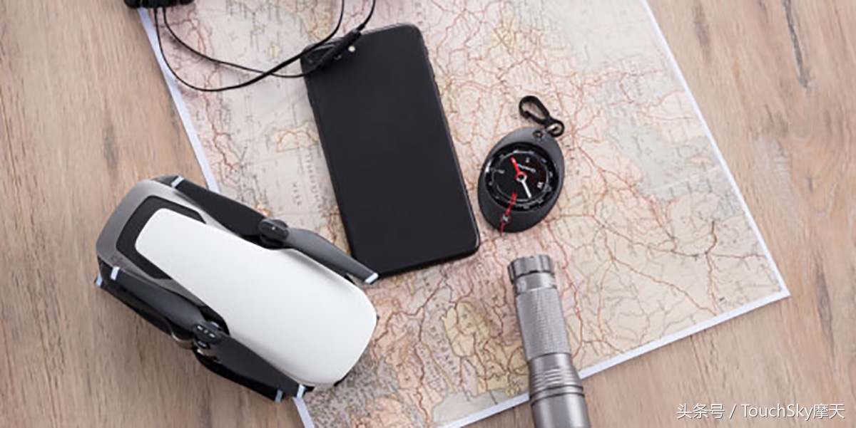 大疆创新发布“御”MavicAir随行无人机