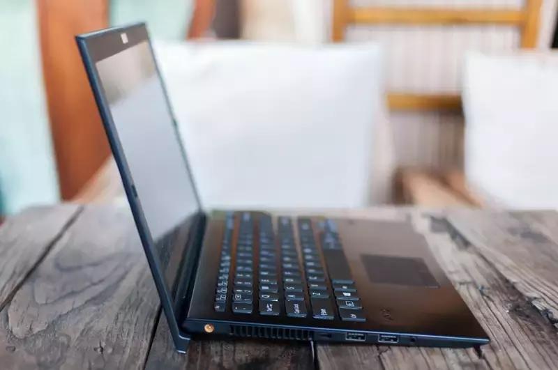 性能与轻薄不可得兼？那你应该是没有体验过VAIOS13