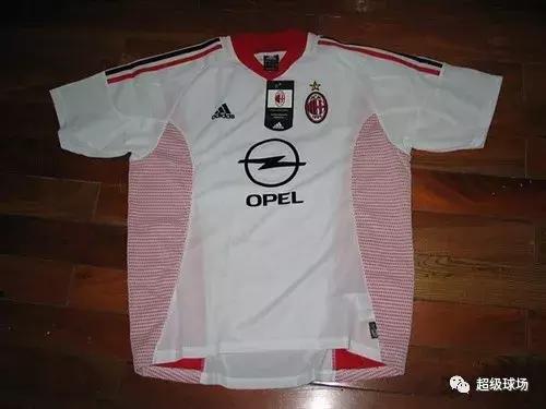 国际米兰13-14赛季复古球衣,米兰新赛季战袍