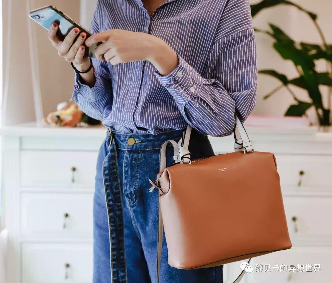 从上百只包里,她们精挑细选了这9只最爱的年度好包