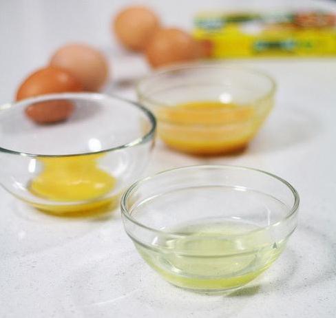 自制蛋清蜂蜜面膜的功效,自制蜂蜜美白祛斑面膜