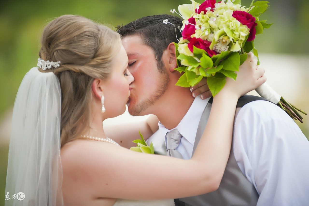 夫妻之间的共同话题怎么找,夫妻之间没了共同话题是什么征召