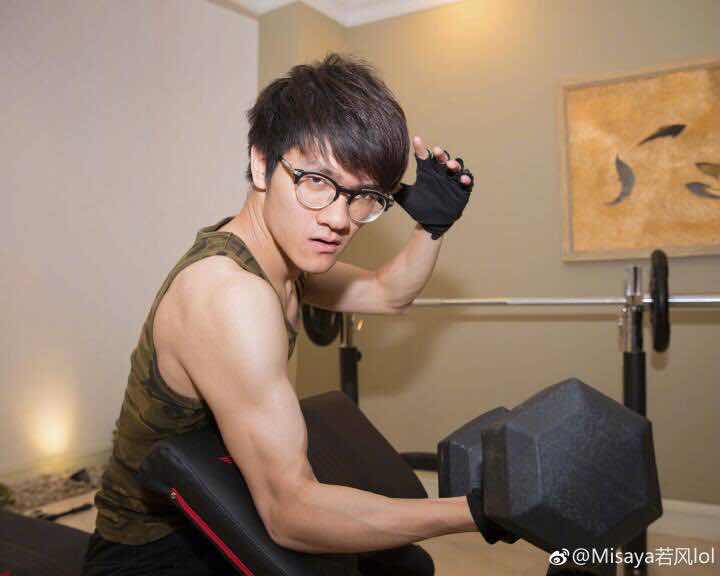 若风粉丝带节奏,若风怎么直播哭了