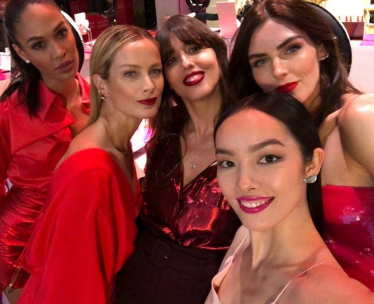 拜年见家长怎么穿衣服,过年去对象家拜年穿哪套