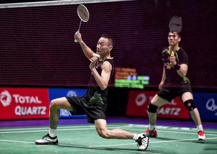 羽毛球应对封网教学,羽毛球双打网前封网技术