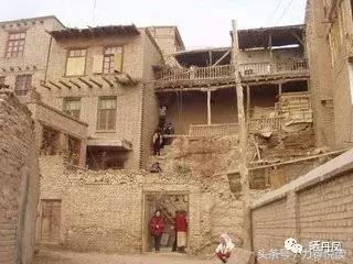 丹凤晒晒：一个爱下棋的*疆新**老头