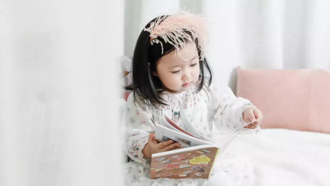 不去影楼自己怎么拍好全家福,自己怎么拍出不露脸的全身照