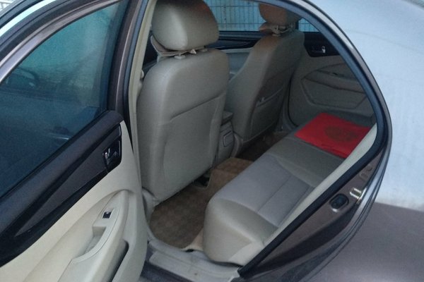 吉利gc71.5现在值多钱,吉利gc7手动二手车多少钱