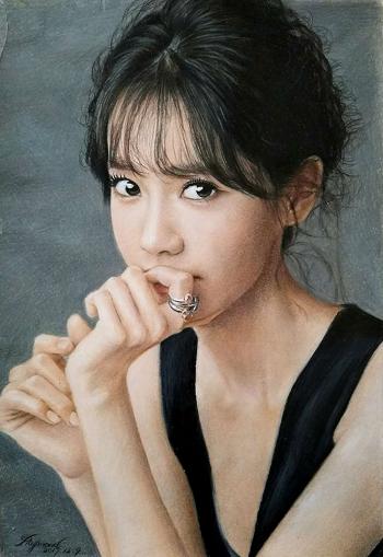 线条里的生命律动——齐洋素描绘画的内蕴浅析（文/翟磊）