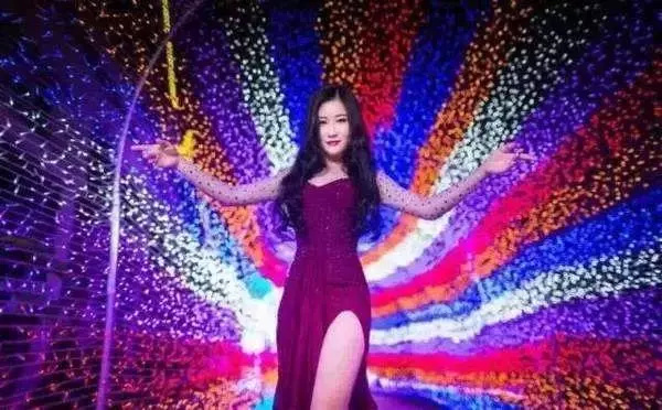 缤纷悉尼灯光音乐节西安,缤纷亚马逊