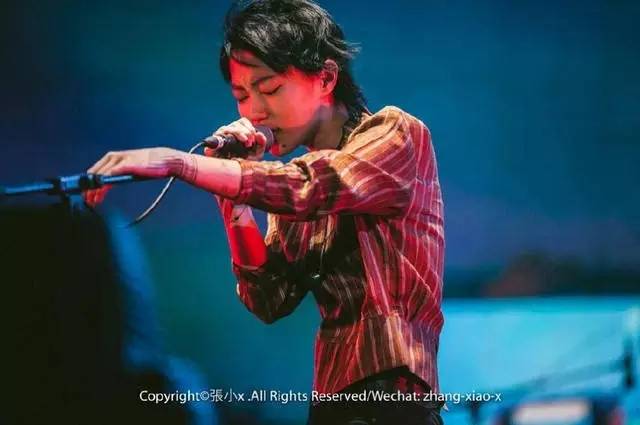 小婊砸之歌｜衣食无忧，生无可恋