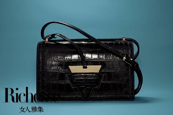 15w相当于多少荧光灯,15w相当于多少a